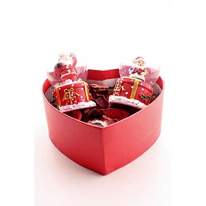 Yeni Yıl 2023 Kalp Kutu İçinde 2 Adet Led Işıklı Mini Boy Noel Baba Kar Küresi 6,5 cm
