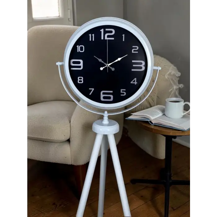 Kontrast Tasarım Beyaz Tripod Ayaklı Saat