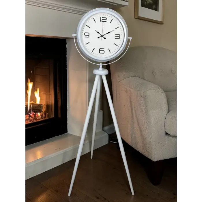 Modern Line Beyaz Tripod Ayaklı Saat