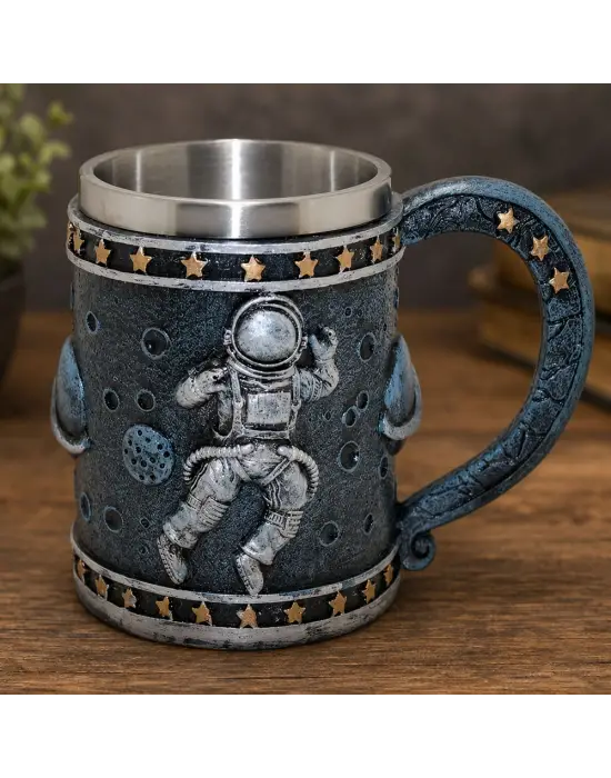 3D Astronot Tasarımlı Kupa Bardak