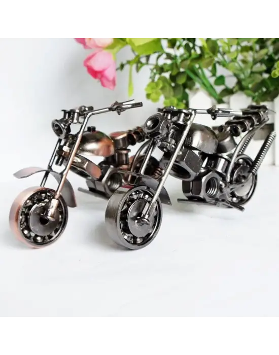 El Yapimi Dekoratif Metal Motor