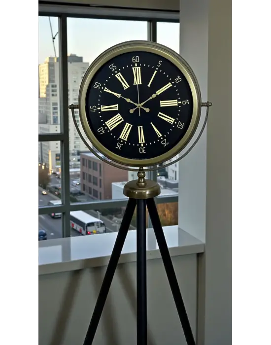 Eskitme İhtişam Tripod Ayaklı Saat