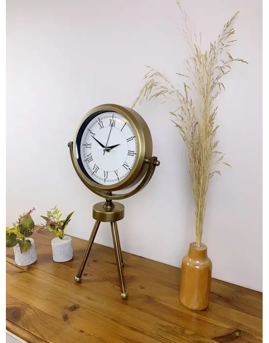 Eskitme Metal Mini Tripod Retro Masa Saati 45×26 cm