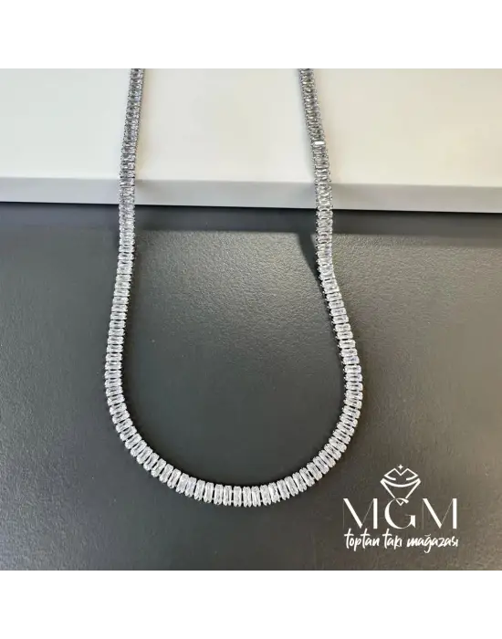 IEG - Baget Zirkon Taşlı Su Yolu Kolye