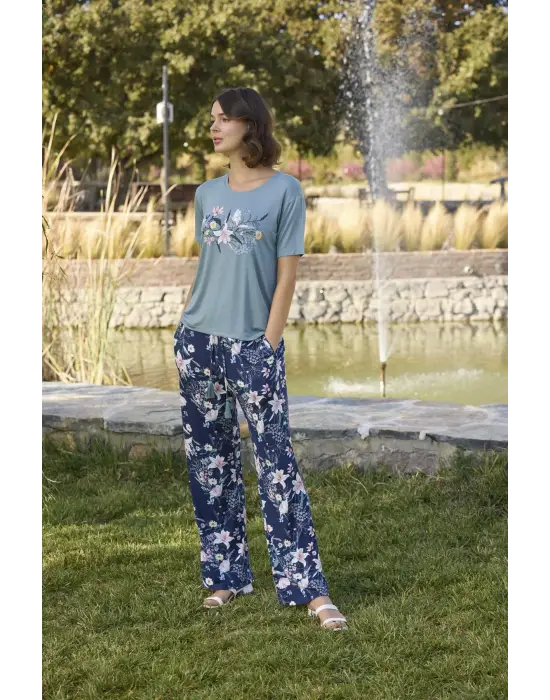 ieg™ Çiçek ve Yaprak Desenli ve Baskılı Pijama Takımı