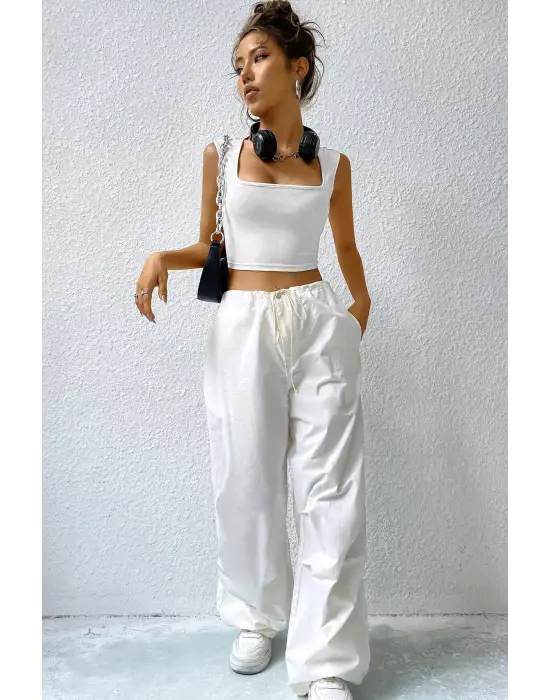 ieg™ Kadın Beyaz Kare Yaka Kalınlaşan Omuz Detaylı Crop Top Bluz