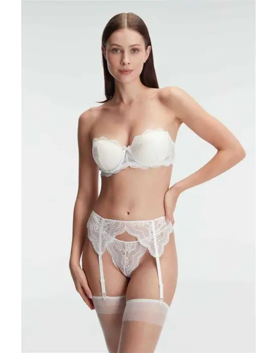 ieg™ Sütyen, Jartiyer, String ve Çorap Takımı