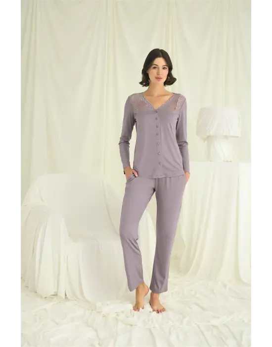 ieg™ Yakası Kolu ve Omzu Dantelli Boydan Düğmeli Pijama Takımı