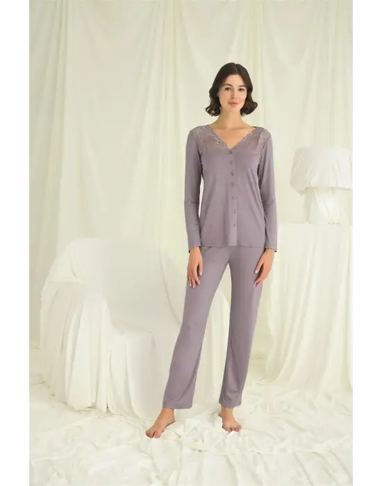 ieg™ Yakası Kolu ve Omzu Dantelli Boydan Düğmeli Pijama Takımı