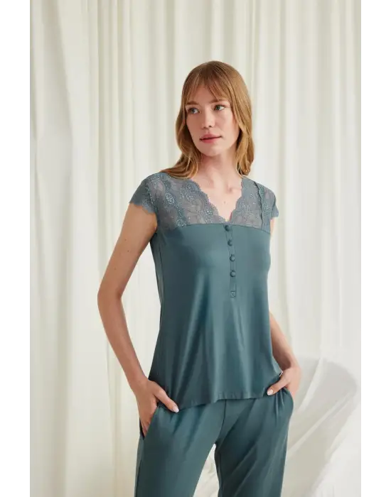 ieg™ Yakası Kolu ve Omzu Dantelli Önü Düğmeli Pijama Takımı