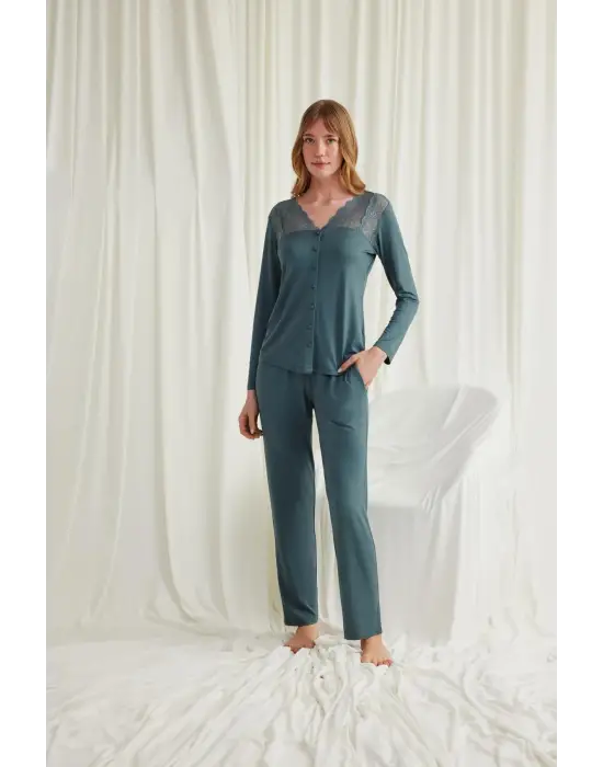 ieg™ Yakası Omzu ve Paçası Dantelli Boydan Düğmeli Pijama Takımı