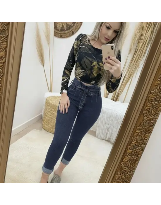 Kadın Yüksek Bel Düğmeli Yırtık Kot Pantolon