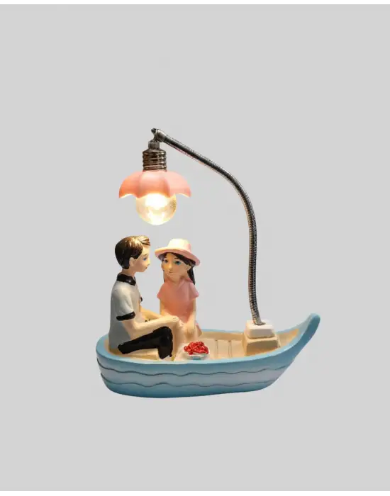 Romantik Sandal Üzerinde Çift Figürü Led Gece Lambası Masa Dekoru