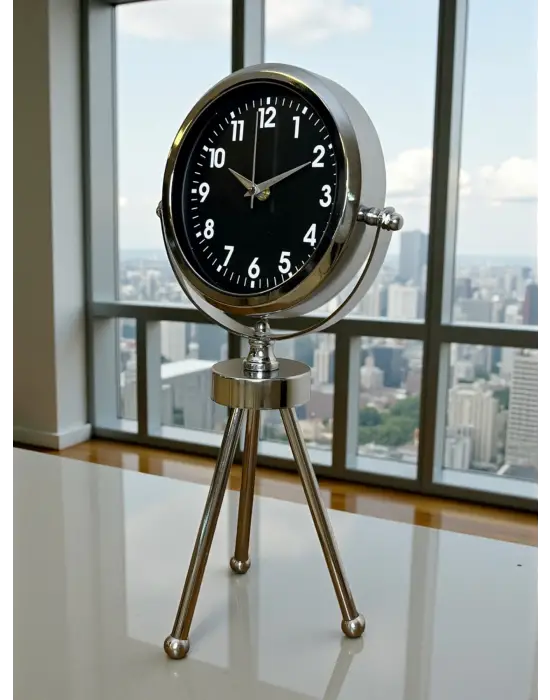 Silver Classic Tasarım Üç Ayaklı Metal Masa Saati