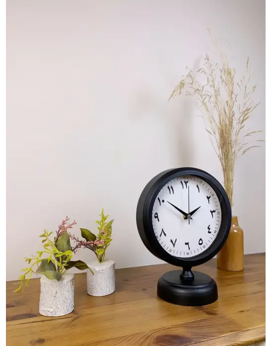 Siyah Metal Farsça Masa Saati 25×20 cm