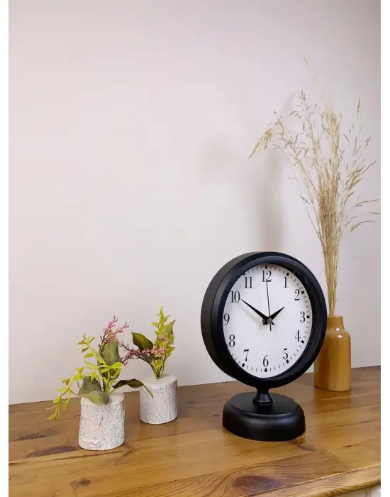 Siyah Metal Masa Saati 25×20 cm