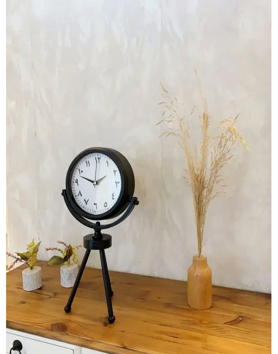 Siyah Metal Mini Tripod Farsça Masa Saati 45×26 cm