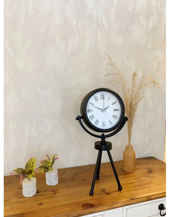 Siyah Metal Mini Tripod Roma Rakamlı Masa Saati 45×26 cm