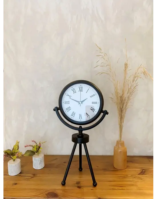 Siyah Metal Mini Tripod Roma Rakamlı Masa Saati 45×26 cm