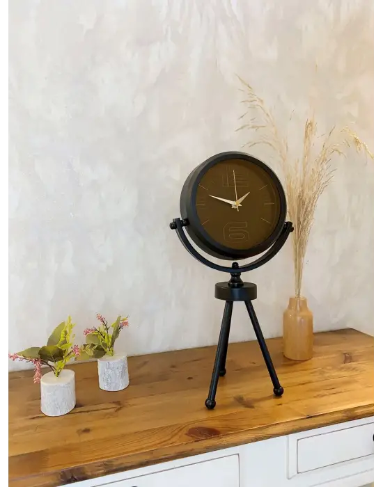 Siyah Metal Mini Tripod Spor Masa Saati 45×26 cm