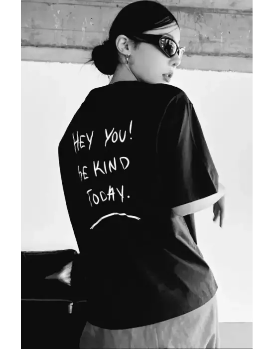 Unisex Baskılı Oversize T-Shirt - Siyah