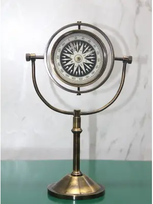 Pirinç Masa Üstü Pusula Model 4