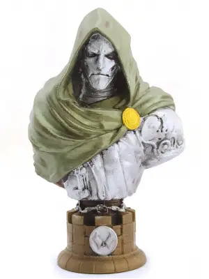Polyester Dr. Doom Figürü