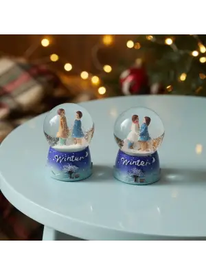 Winter Temalı Sevimli Çiftler Mini Işıklı Kar Küresi