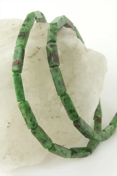 1,3 cm Dikdörtgen Boru Anyolit Taşı