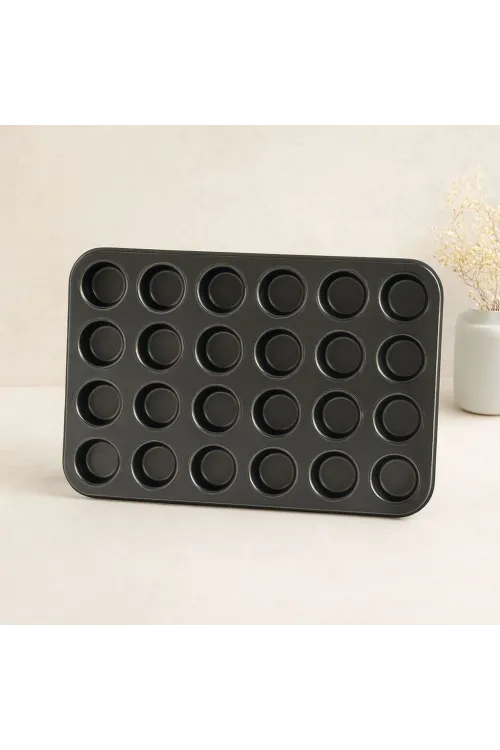 24 Gözlü Metal Muffin Kek Kalıbı Siyah