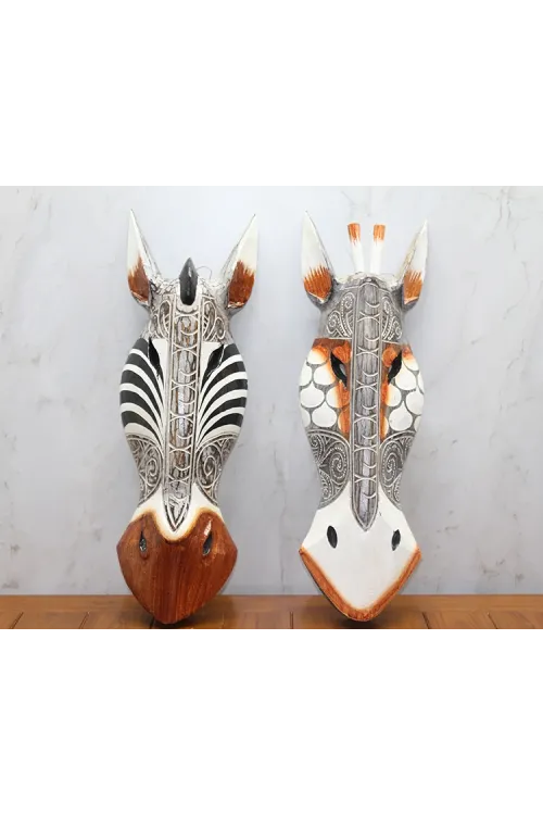 Ahşap Duvara Asmalı Maske Zebra