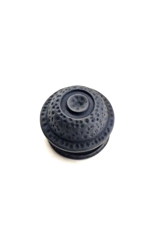 Antika Tarz Dekoratif Pirinç Gözlü Kapı Tokmağı - 78mm Çap, Oksit