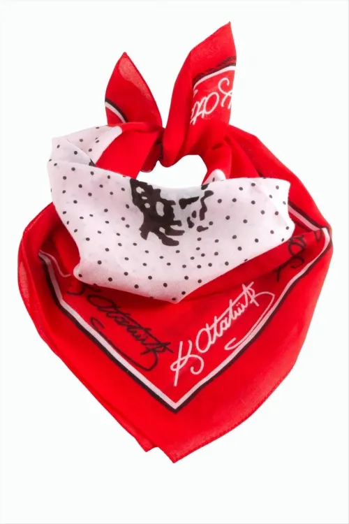 Atatürk İmzalı Desenli Bandana 50*50