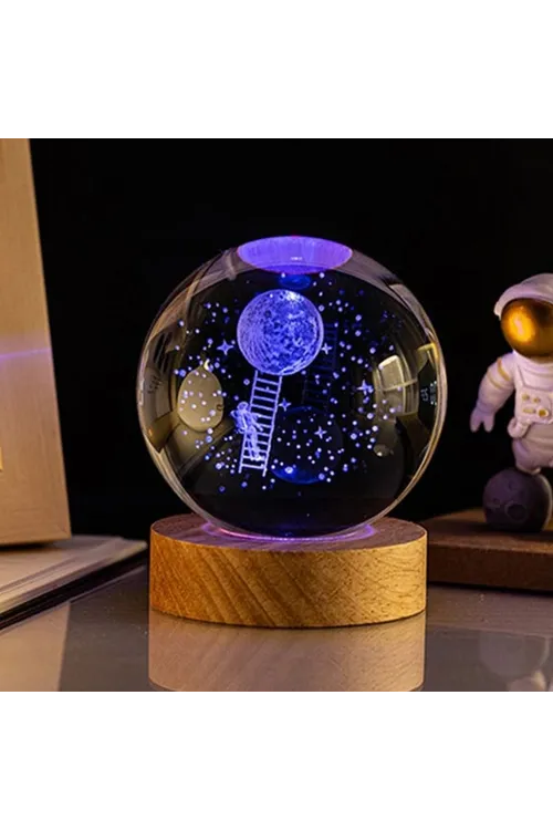 Aya Çıkan Astronot Tasarım Cam Küre