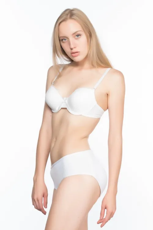 ieg™ BEYAZ MI  2001 Slip Pop Up
