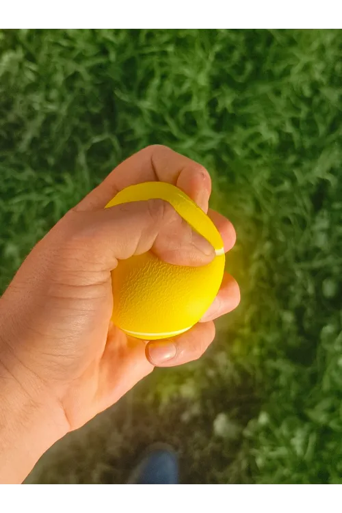 El Bilek Güçlendirme Topu Medium