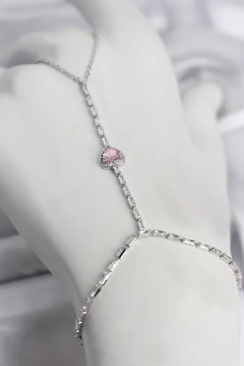 Gümüş Renk Pirinç Zirkon Taşlı Pembe Kalp Model Şahmeran