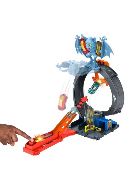 HTN78 Hot Wheels Bat Döngü Saldırı Oyun Seti