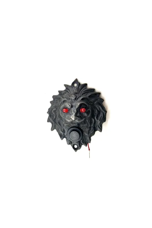 Antika Tarz Dekoratif Pirinç Aslan Kapı Zili - 100x78 mm, Oksit, Led Işıklı