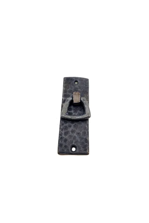 Antika Tarz Dekoratif Pirinç Dik Dövme Mobilya Kulbu - 90x31 mm, Oksit