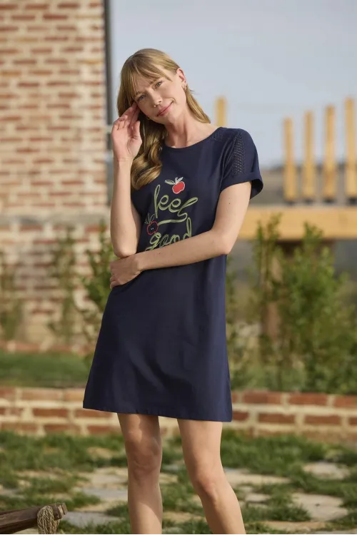 Meyve ve Yaprak Baskılı Dantelli Feel Good Gecelik