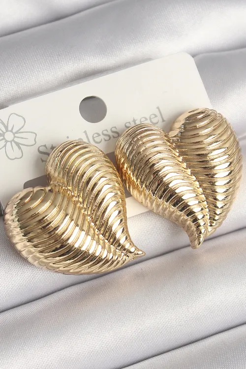 ietaks™ Pirinç Gold Renk İşlemeli Bomba Kalp Model Kadın Küpe