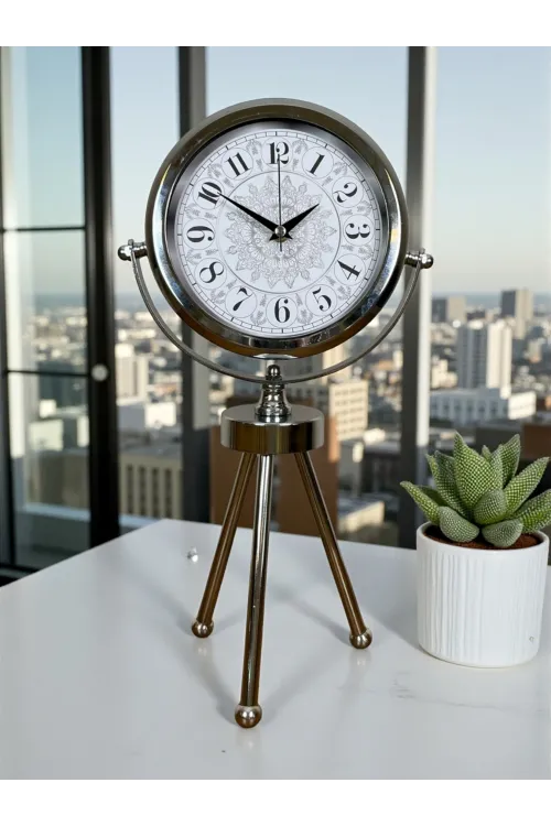 Krom Motif Tasarım Üç Ayaklı Metal Masa Saati