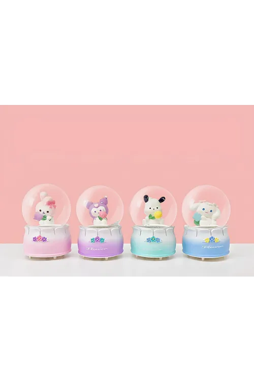 Kuromi Işıklı Kar Küresi 7 cm