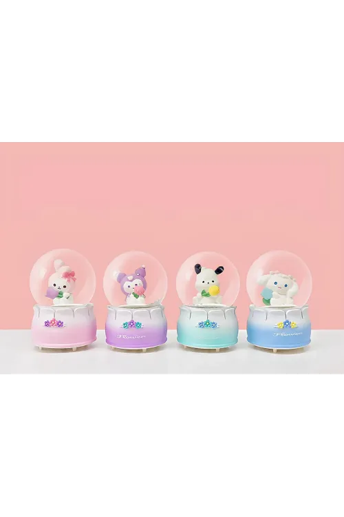 Kuromi Işıklı Kar Küresi 7 Cm IEG3397