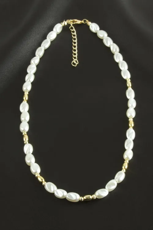 Oval İnci Kolye