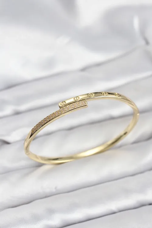 ietaks™ Pirinç Gold Renk Zirkon Taşlı Kadın Kelepçe Bileklik