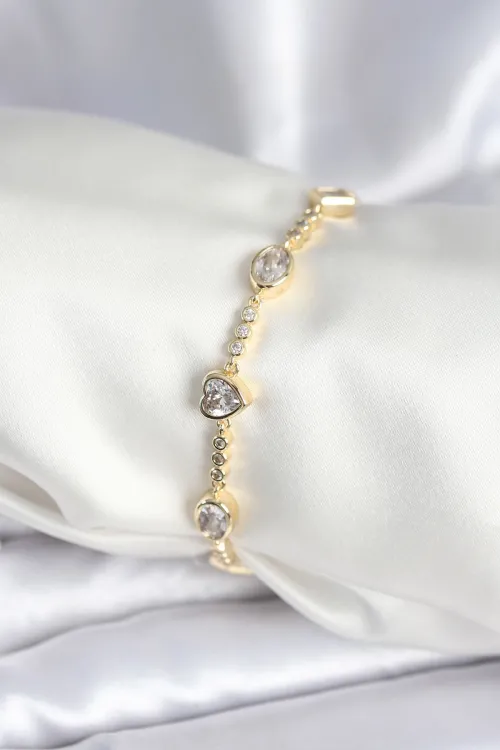 ietaks™ Pirinç Gold Renk Zirkon Taşlı Kalpli Model Kadın Bileklik