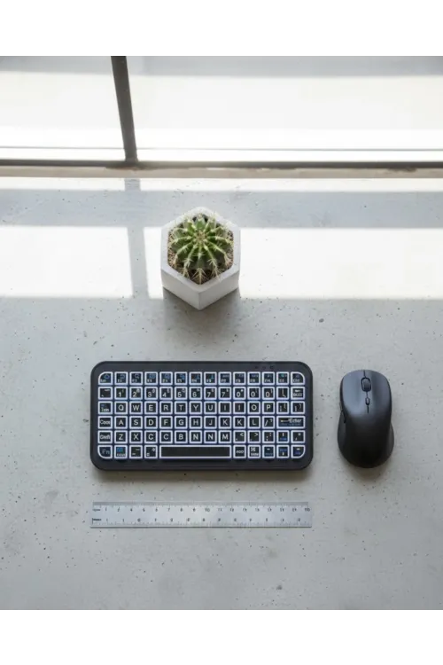 Rgb Işıklı Kablosuz Mini Klavye 10 Mm İnce Gövde