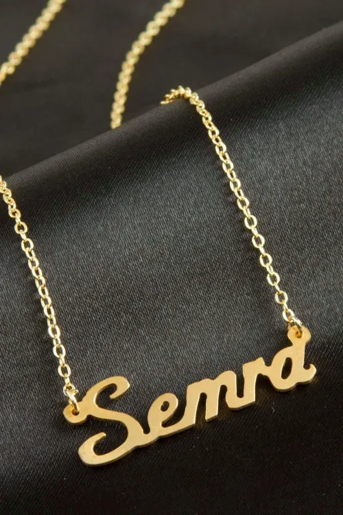 Semra isimli kolye (Kişiye Özel)